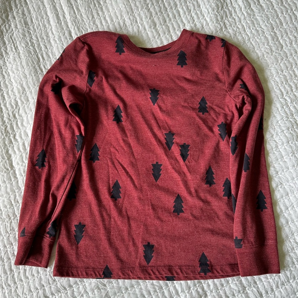 Boys Cat and Jack long sleeve shirt size medium 8/10.